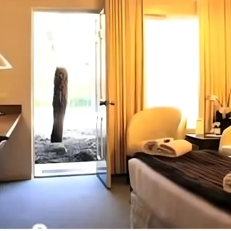 Clayton Monash Motor Inn & Serviced Apartments