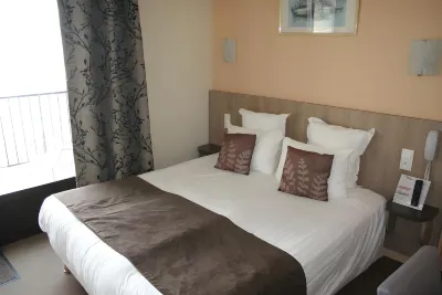 La Vieille Auberge Hotels in Bacilly