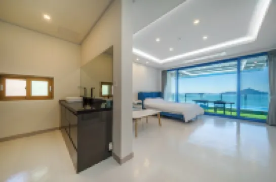 Yeosu View 21 Pension