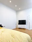 Changwon Shady House Bed and Breakfast