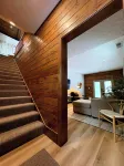 Cozy Rocky Mnt. Chalet/Spa, private lake, close to Denver, RedRocks, Outdoor fun