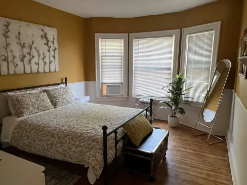 Family home in the Elmwood Village - 2 Sao