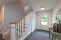 Luxury Waterfront Home Private Dock, Stunning Views & Sleeps 14