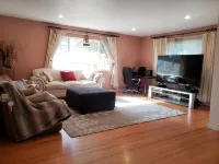 Large 6 Bedrooms 2 Baths Home On a Huge Lot