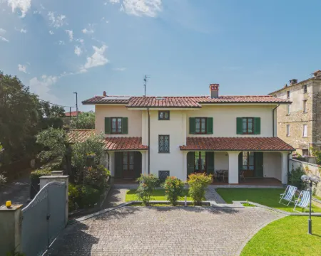 Villa Giuliana Hotel a Seravezza