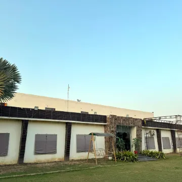 ADB Resort (Refinery Road) Отели в г. Панипат