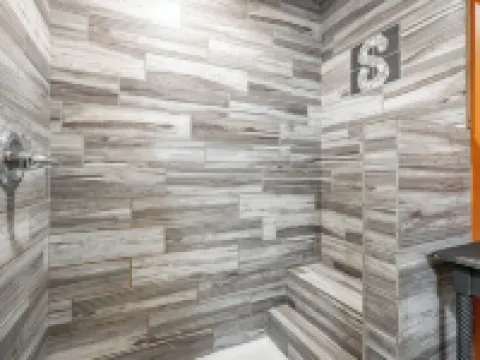 Unique barndominium with lots of space near Chattanooga Hotels in Walker County