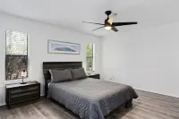 Super Comfy Home with Hot Tub