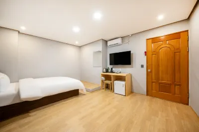 Goheung Nokdong Sammi Hotels in 