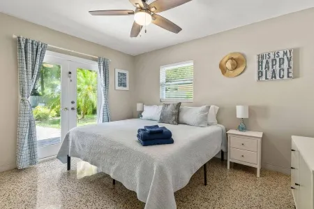 Pool Hottub Golf Cart Included Close to Beach