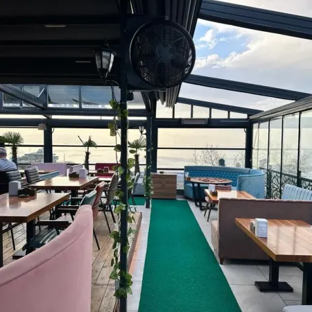Lion Boutique Hotel