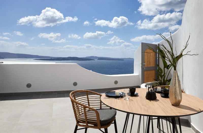 Allure Breeze Suites