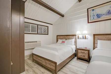 Arrowhead Tree Top Lodge Отели рядом с достопримечательностью «Church of the Woods»