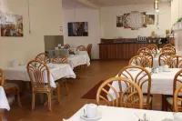 Elbbrücken Hotel