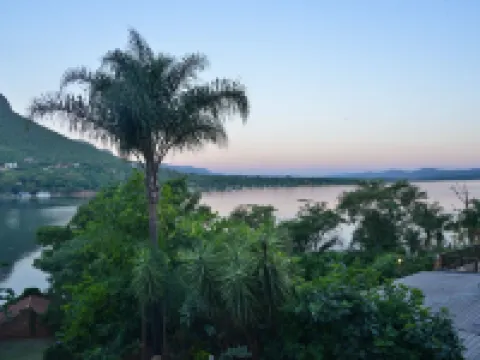 The Shore House Hotels in Hartbeespoort