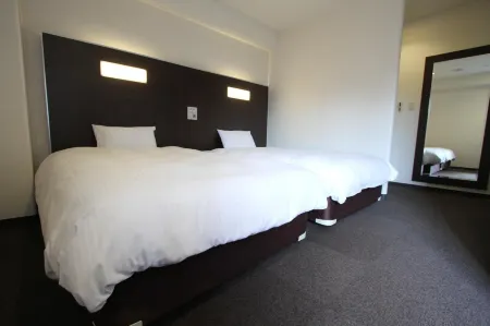 Green Rich Hotel Hiroshima Shinkansenguchi (Artificial Hot Spring Futamata Yunohana)