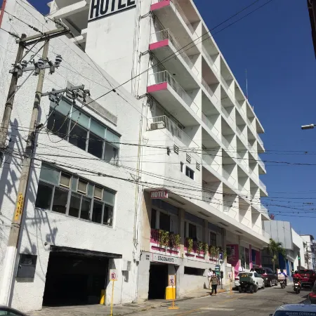 Hotel Palacio