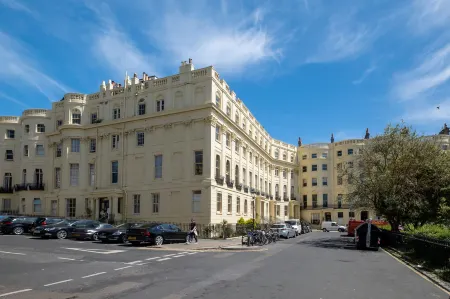 Brunswick in Brighton and Hove by 9S Living Отели рядом с достопримечательностью «Hove Museum and Art Gallery»