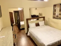Bella Casa Hotel Các khách sạn gần University of Liberia