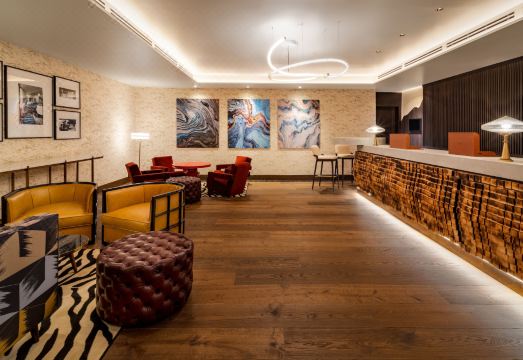 Crowne Plaza Zurich 외관