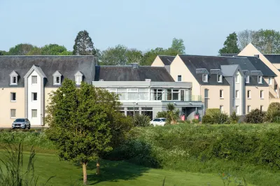 Hôtel Mercure Omaha Beach Hotels in Vierville-sur-Mer