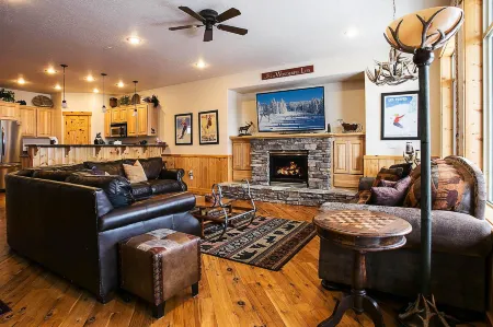 Crystal Springs Chalet