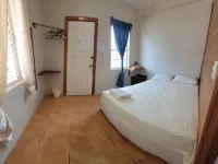 Belize Sea Reef Inn Hotels in Caye Caulker