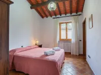 Spacious Tuscany Retreat - Wifi