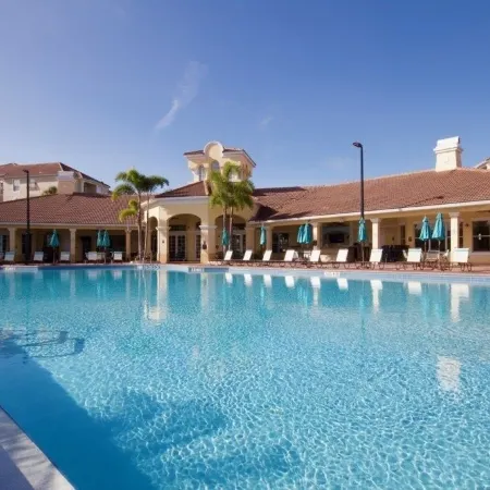 Vista Cay Electra 3 Bedroom Condo by RedAwning
