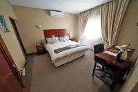 Over the Moon Guesthouse Hotels in Randburg