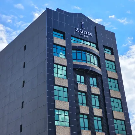 Zoom Hotel Отели рядом с достопримечательностью «Mahindarama Buddhist Temple»