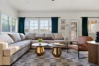 The MAD Hatter - Heated Pool Gameroom & More