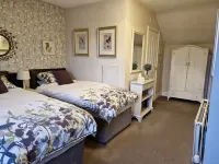 Warwick Lodge Hotels in Carlisle