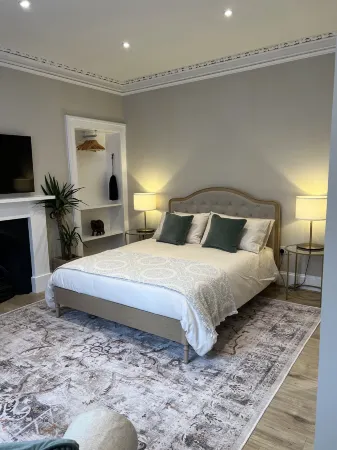 NO. TEN GUESTHOUSE Отели в г. Инвергордон