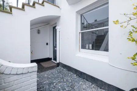 Host & Stay - Osbourne Rest Отели рядом с достопримечательностью «Hove Museum and Art Gallery»