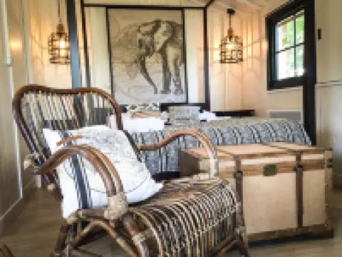 Whaka Lodge Luxury Camp Hotels in Gers