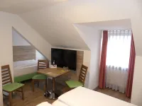 Hotel Pension Köberl Hotels in Grafelfing