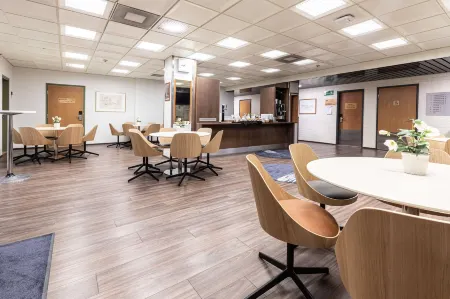 Scandic Oulu Station Отели рядом с достопримечательностью «Pohjois-Pohjanmaan museo»