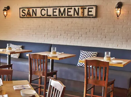 Casa Tropicana Отели рядом с достопримечательностью «Сан Онофр Стейт Бич»