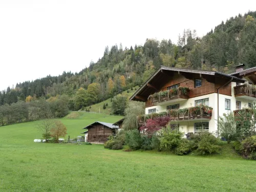 Apartment in Grossarl Near Ski Slopes - Wifi