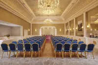 Bridge House Hotel, Leisure Club & Spa Hotels in Tullamore