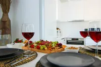 Phaedrus Living: Seaside Luxury Flat Lighthouse 62