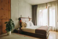 Outsite Porto Mouco Hotels in Bonfim