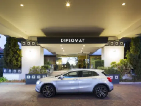 Ramada By Wyndham Diplomat Canberra Hotels in Griffith
