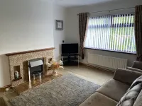 Minnie's Cottage Hotels in Armoy