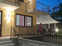 Room-b&b Villa Chiara Trappitello-Taormi فنادق في Trappitello