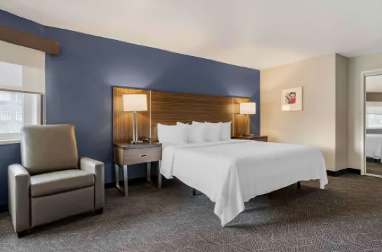 Extended Stay America Premier Suites - Portland - North