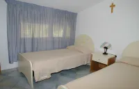 Beautiful Apartment for 2 People in Residence