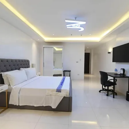 J&V Hotel and Resort Отели рядом с достопримечательностью «Vmn resort»