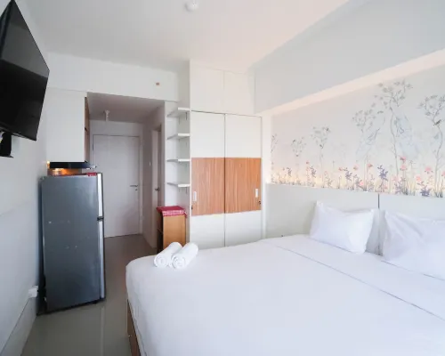 Nice and Comfy Studio at Orchard Supermall Mansion Apartment Hotels in Sambikerep